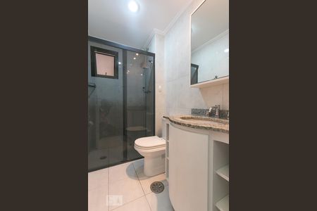 Banheiro  de apartamento para alugar com 3 quartos, 85m² em Vila Mariana, São Paulo