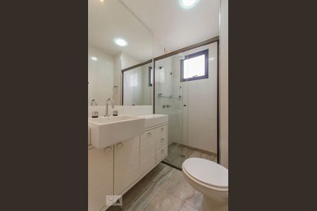 Banheiro de apartamento à venda com 2 quartos, 104m² em Alto da Lapa, São Paulo