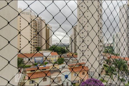 Vista sala de TV de apartamento à venda com 2 quartos, 104m² em Alto da Lapa, São Paulo