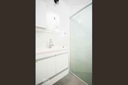 Wc de apartamento para alugar com 1 quarto, 55m² em Campo Belo, São Paulo