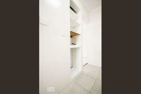 Cozinha de apartamento para alugar com 1 quarto, 55m² em Campo Belo, São Paulo