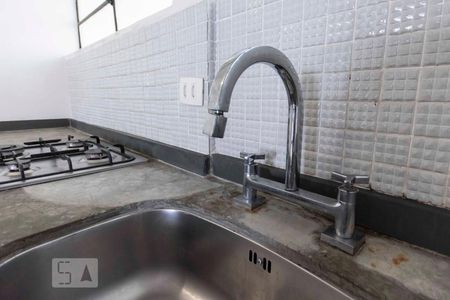 Cozinha de apartamento para alugar com 1 quarto, 47m² em Sumarezinho, São Paulo