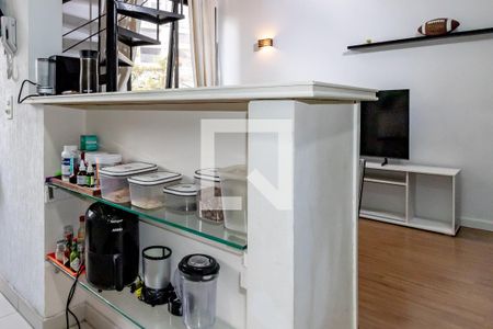 Cozinha de apartamento à venda com 1 quarto, 49m² em Vila Olímpia, São Paulo