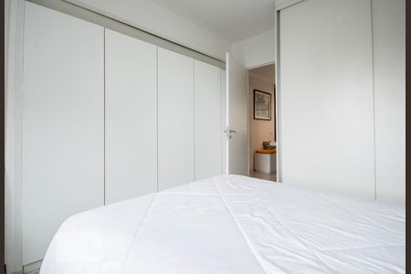 Quarto 01 de apartamento para alugar com 3 quartos, 120m² em Indianópolis, São Paulo