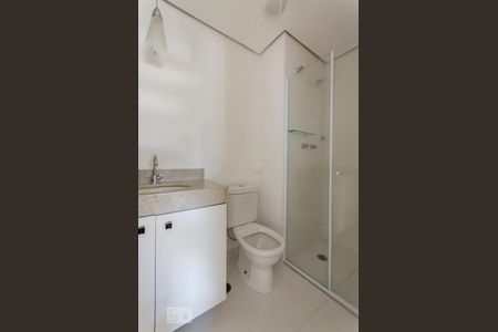 Banheiro de apartamento para alugar com 2 quartos, 67m² em Várzea da Barra Funda, São Paulo