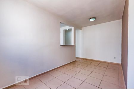 Sala de apartamento para alugar com 3 quartos, 60m² em Jardim Nova Europa, Campinas