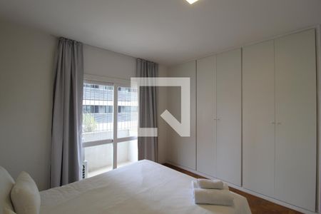 Quarto 1 de apartamento à venda com 2 quartos, 123m² em Itaim Bibi, São Paulo