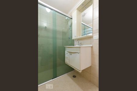 Banheiro de apartamento à venda com 2 quartos, 65m² em Sumaré, São Paulo
