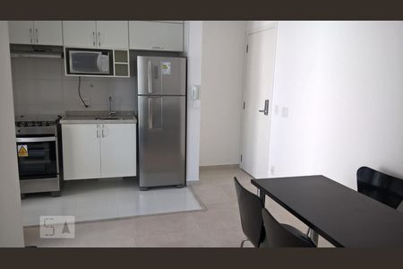 Cozinha  de apartamento para alugar com 1 quarto, 34m² em Consolação, São Paulo