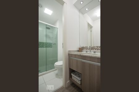 Wc de apartamento para alugar com 1 quarto, 45m² em Brooklin Paulista, São Paulo