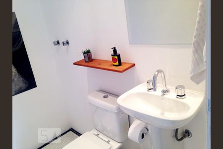 Banheiro l Lavabo de apartamento à venda com 1 quarto, 60m² em Vila Nova Conceição, São Paulo