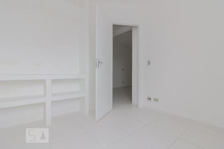 Quarto 2 de apartamento para alugar com 2 quartos, 65m² em Vila do Encontro, São Paulo