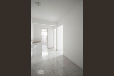 Cozinha de apartamento para alugar com 2 quartos, 65m² em Vila do Encontro, São Paulo