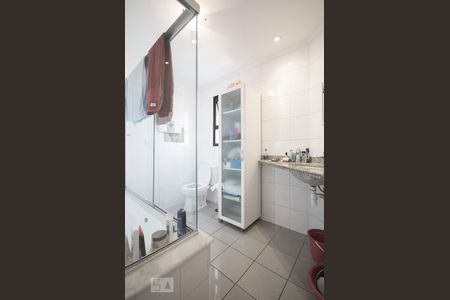 Wc de apartamento para alugar com 1 quarto, 45m² em Vila Olímpia, São Paulo