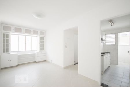 Sala/Cozinha de apartamento para alugar com 1 quarto, 45m² em Vila Nova Conceição, São Paulo