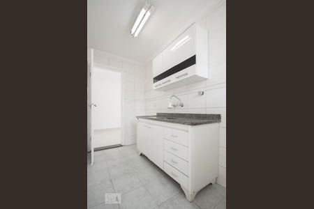 Cozinha de apartamento para alugar com 1 quarto, 45m² em Vila Nova Conceição, São Paulo