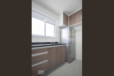 Cozinha de apartamento para alugar com 1 quarto, 70m² em Vila Gertrudes, São Paulo