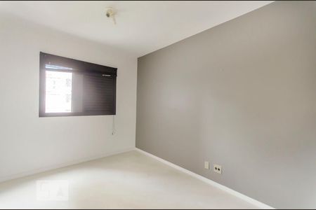 Quarto 01 de apartamento para alugar com 3 quartos, 90m² em Barra Funda, São Paulo