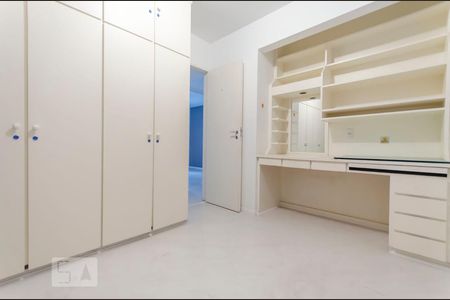 Quarto 02 de apartamento para alugar com 3 quartos, 90m² em Barra Funda, São Paulo