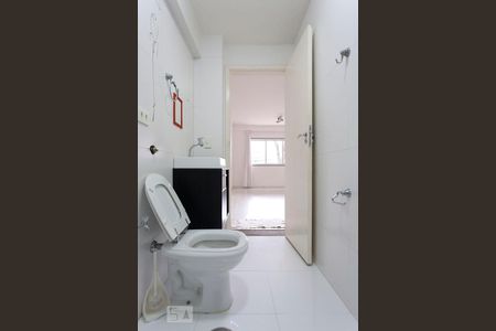 Banheiro de apartamento à venda com 1 quarto, 28m² em Bela Vista, São Paulo