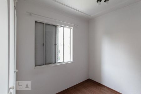 Quarto 2 de apartamento para alugar com 2 quartos, 58m² em Vila Parque Jabaquara, São Paulo