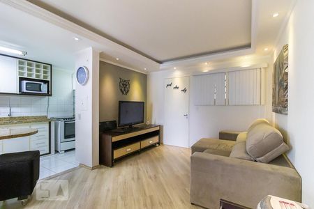 Sala de kitnet/studio para alugar com 1 quarto, 51m² em Centro, Campinas