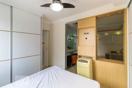 Quarto da suíte de kitnet/studio para alugar com 1 quarto, 51m² em Centro, Campinas