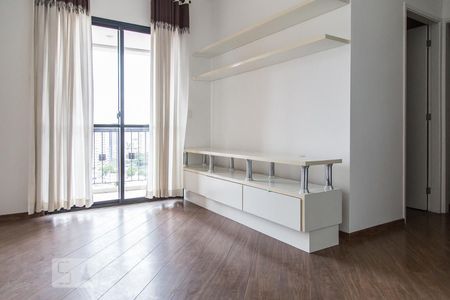 Sala de apartamento para alugar com 2 quartos, 45m² em Chácara Santo Antônio (zona Sul), São Paulo