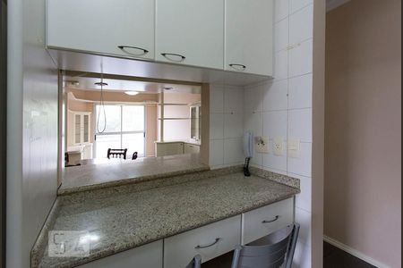 Cozinha de apartamento à venda com 2 quartos, 62m² em Pinheiros, São Paulo