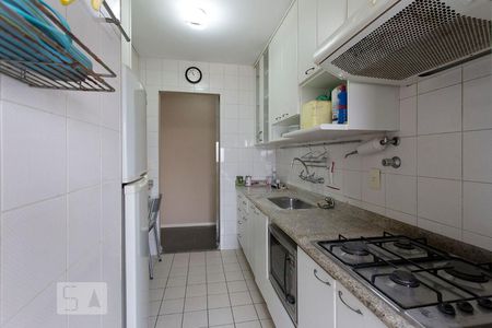 Cozinha de apartamento à venda com 2 quartos, 62m² em Pinheiros, São Paulo