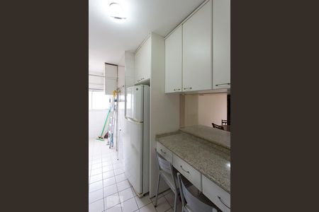 Cozinha de apartamento à venda com 2 quartos, 62m² em Pinheiros, São Paulo