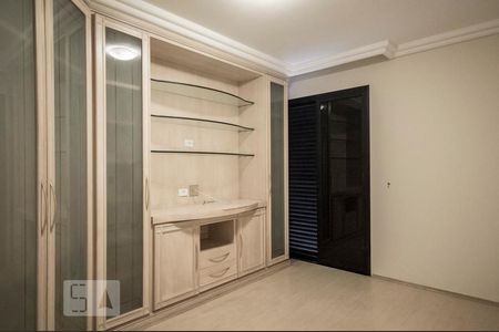 Quarto de apartamento para alugar com 3 quartos, 202m² em Moema, São Paulo