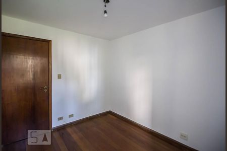 Quarto 3 de apartamento para alugar com 3 quartos, 58m² em Alto de Pinheiros, São Paulo