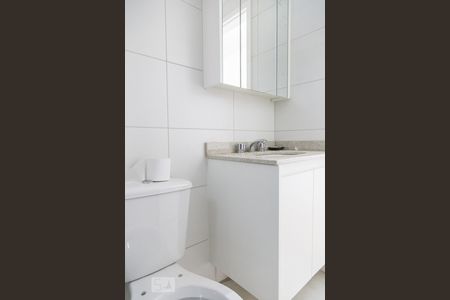 Banheiro da Suite de apartamento à venda com 2 quartos, 70m² em Chácara Inglesa, São Paulo