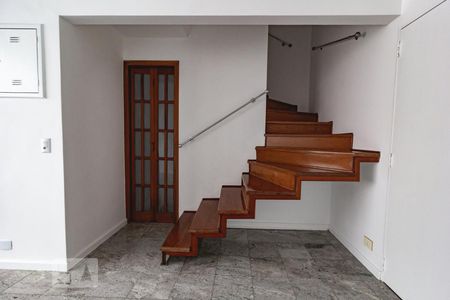 Sala de kitnet/studio à venda com 2 quartos, 90m² em Brooklin Paulista, São Paulo