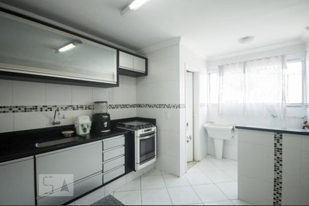 Cozinha de apartamento à venda com 2 quartos, 64m² em Jardim Petrópolis, São Paulo