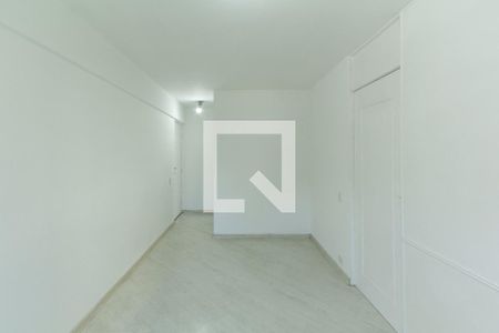 Sala de apartamento para alugar com 1 quarto, 40m² em Indianópolis, São Paulo