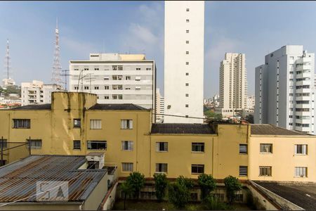 Vista de apartamento para alugar com 1 quarto, 45m² em Vila Pompéia, São Paulo