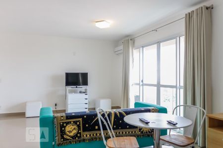 Sala de apartamento para alugar com 1 quarto, 49m² em Brooklin Paulista, São Paulo