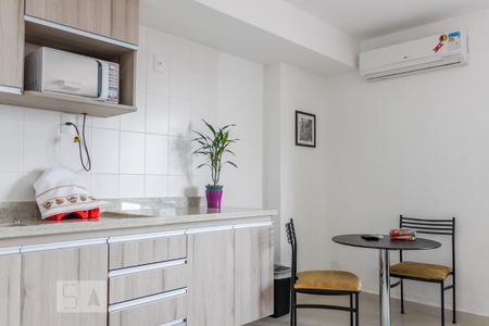 Cozinha de apartamento à venda com 1 quarto, 27m² em Brooklin Paulista, São Paulo