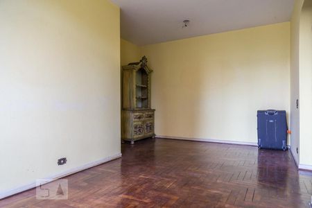 Sala de apartamento para alugar com 2 quartos, 76m² em Jardim das Acácias, São Paulo