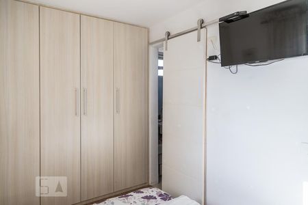 Porta para o banheiro do Quarto 1 (suite) de apartamento à venda com 3 quartos, 70m² em Vila Mascote, São Paulo