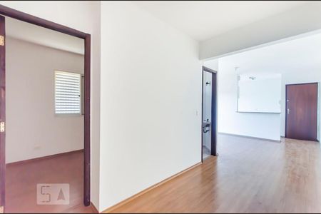 Sala de apartamento para alugar com 2 quartos, 56m² em Vila Anglo Brasileira, São Paulo