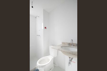 Banheiro de apartamento à venda com 1 quarto, 47m² em Jardim Aeroporto, São Paulo