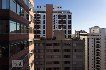 Vista de apartamento à venda com 2 quartos, 80m² em Cerqueira César, São Paulo