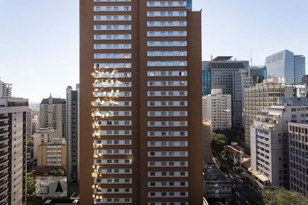 Vista de apartamento à venda com 2 quartos, 80m² em Cerqueira César, São Paulo