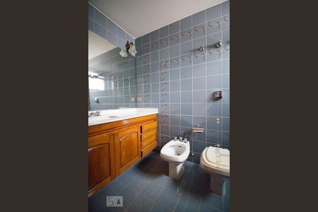 Banheiro suite 1 de apartamento à venda com 3 quartos, 248m² em Jardim Vila Mariana, São Paulo