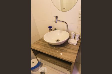 Banheiro Detalhe de apartamento para alugar com 1 quarto, 46m² em Pinheiros, São Paulo