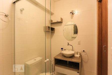 Banheiro Detalhe de apartamento para alugar com 1 quarto, 46m² em Pinheiros, São Paulo