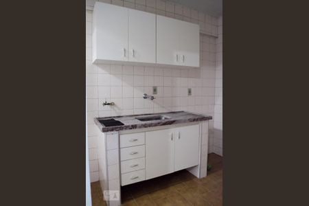 Cozinha de apartamento para alugar com 1 quarto, 50m² em Centro, Campinas